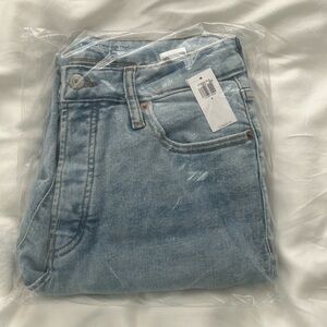Old Navy High Rise Light Blue Jeans